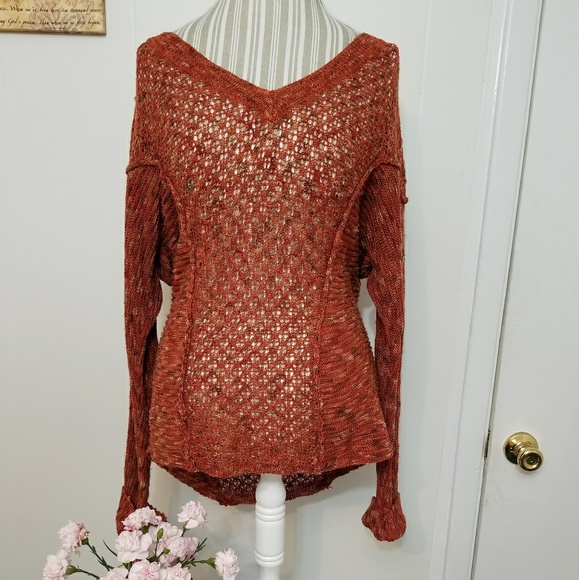 Maurices Sweaters - 🌻🌺🌻 LIKE NEW MAURICES KNIT CROCHET SWEATER!!